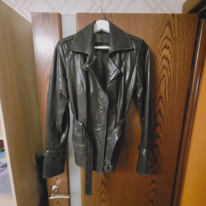 куртка кожаная натуральная 44 размер, фирма IVAGIO